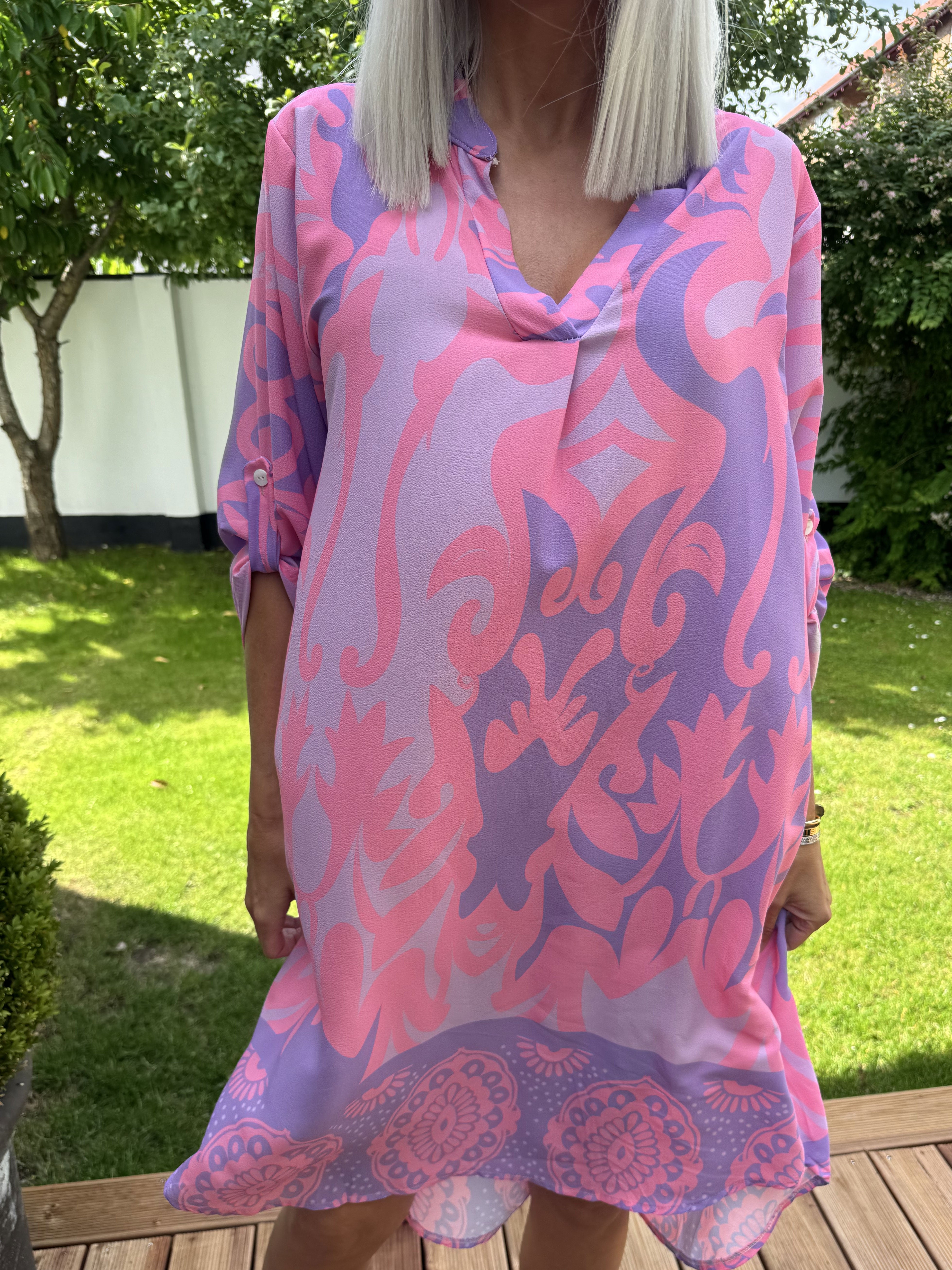 Vanesa Boheme Dress - Let og luftig mønstret kjole i viskose